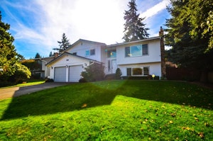 Federal Way Home, WA Real Estate Listing